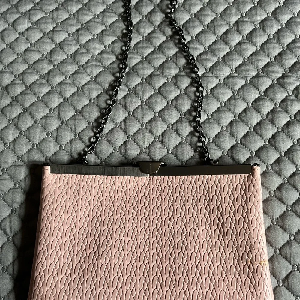 Patricia Nash coral pink clutch: crossbody - Picture 5 of 10